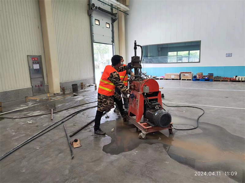 东源厂房地面下沉塌陷注浆加固施工